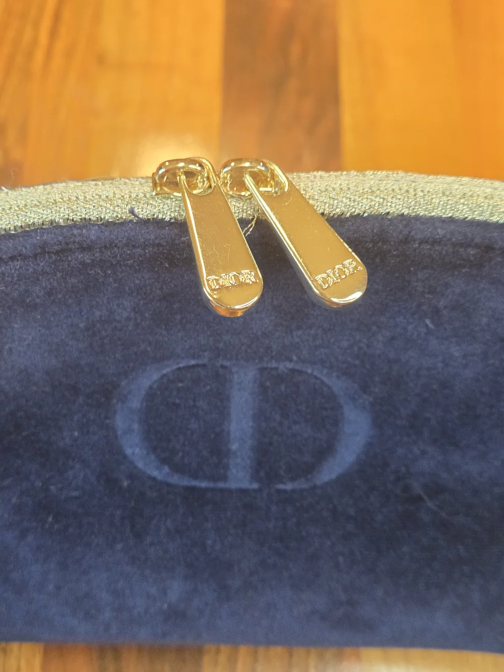 Dior ​add touch